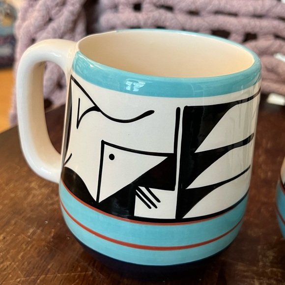 Ute mountain tribe handcrafted pottery mugs set of 2 signed and marked - Picture 4 of 6
